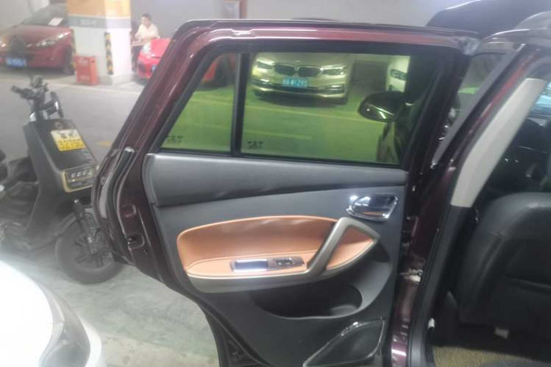 Used Haima S5 2015 1.5T CVT Flagship Model Interior 8