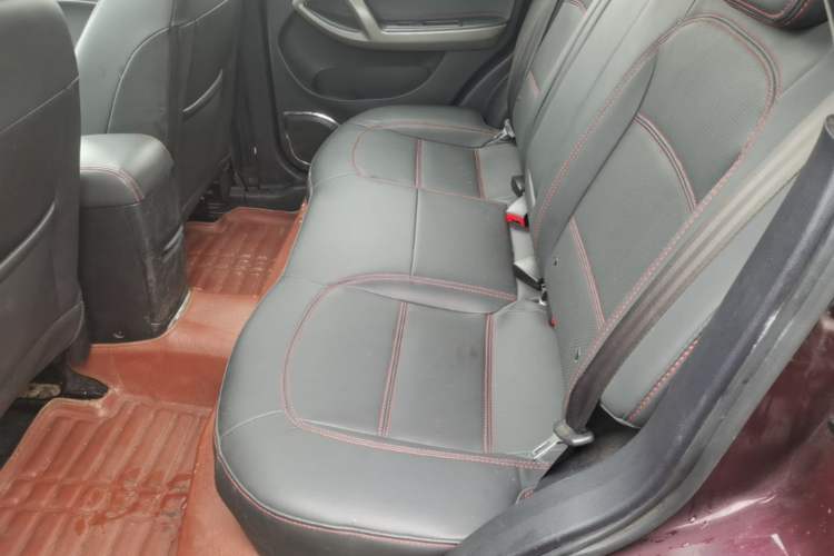Used Haima S5 2015 1.6L Manual Luxury Model with Sunroof Left Rear Seat