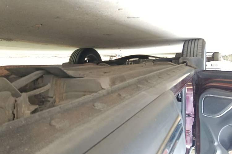 Used Haima S5 2015 1.5T CVT Flagship Model Left Side Sill
