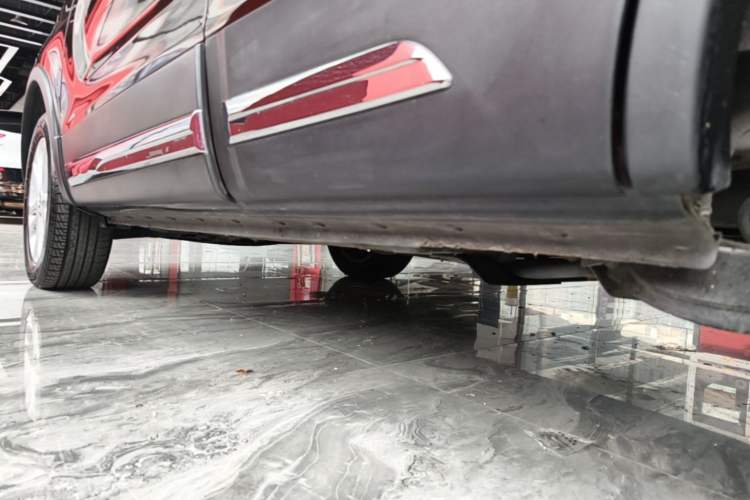 Used Haima S5 2015 1.5T CVT Luxury Sport Edition Left Side Sill