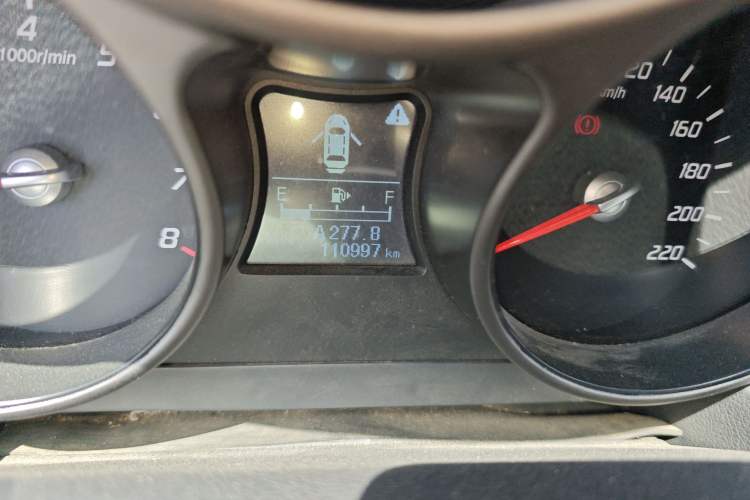Used Haima S5 2015 1.6L Manual Comfort Model Odometer Close Up