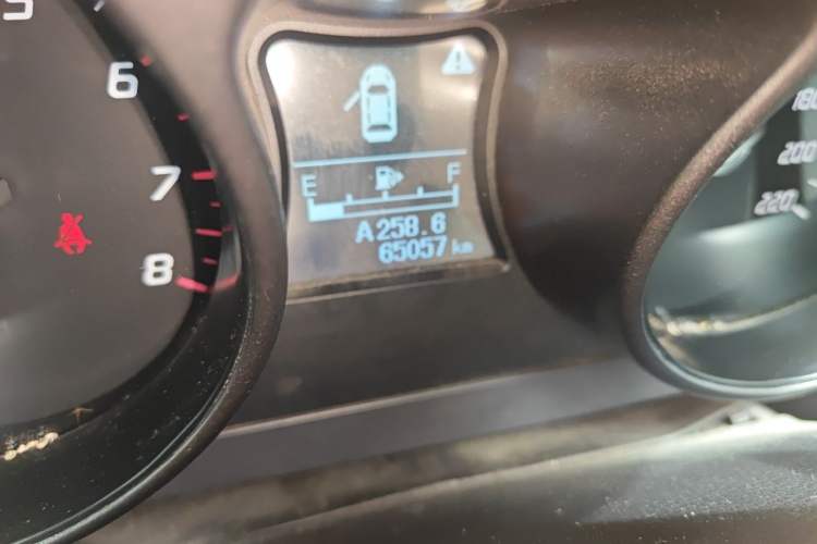 Used Haima S5 2015 1.6L Manual Luxury Model with Sunroof Odometer Close Up