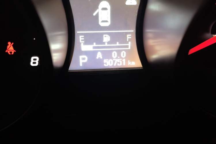 Used Haima S5 2015 1.5T CVT Flagship Model Odometer Close Up
