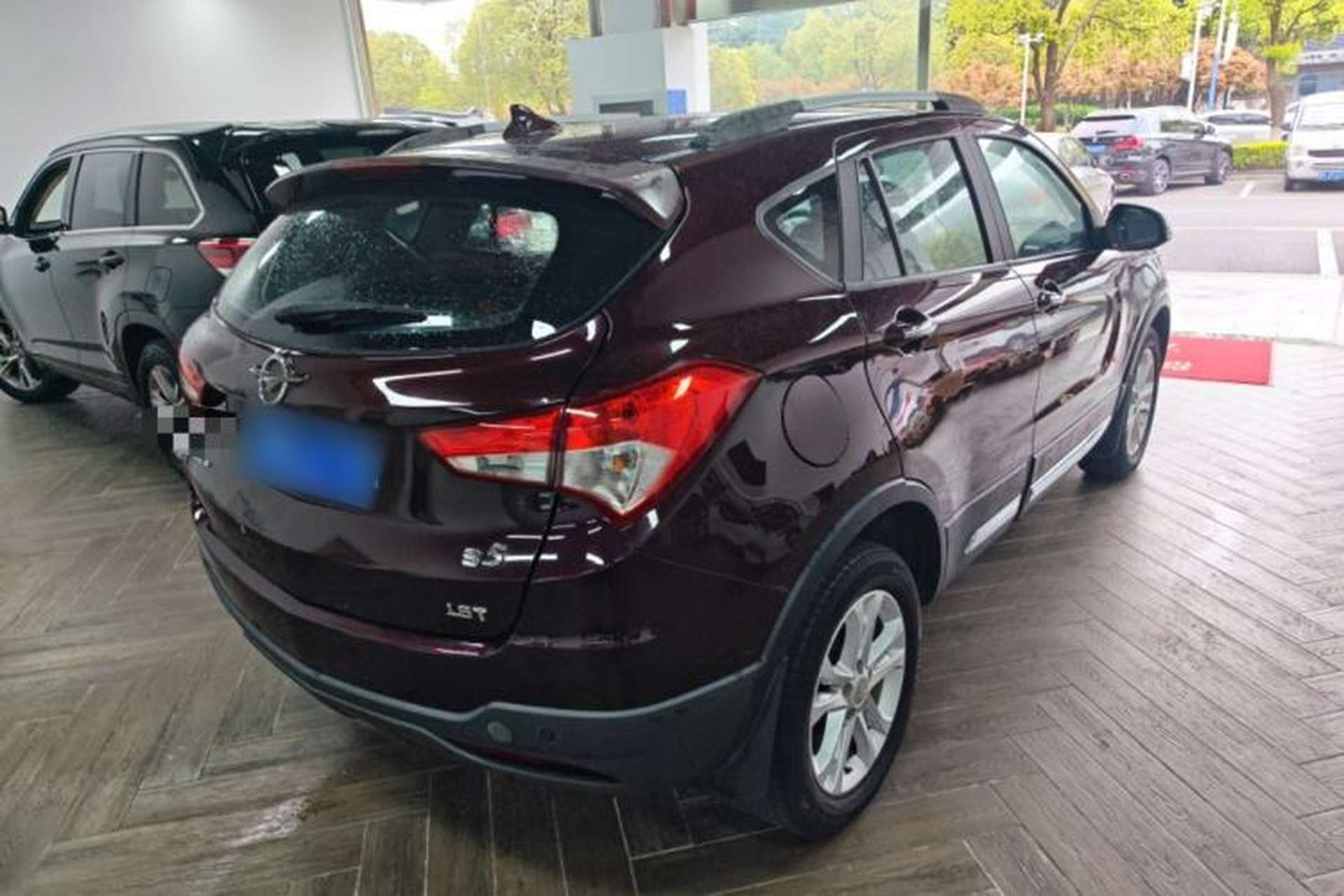 Used Haima S5 2015 1.5T CVT Flagship Model Rear Right 45 Deg