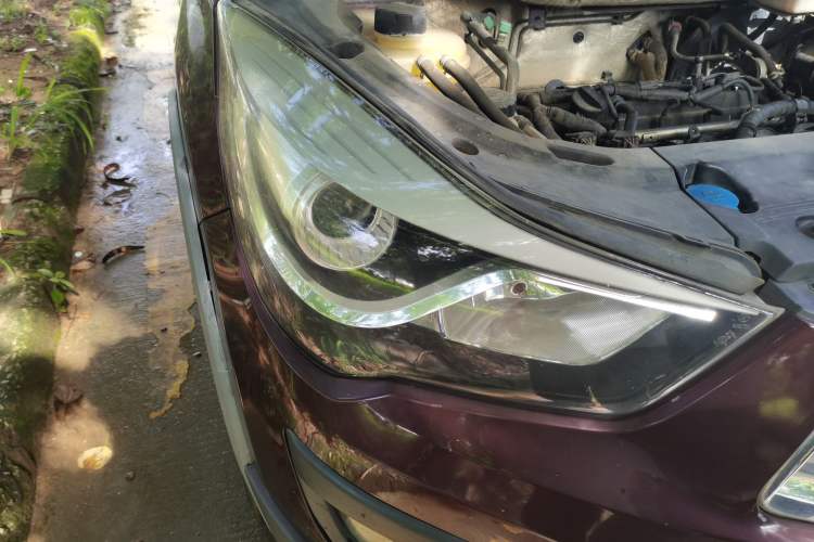 Used Haima S5 2015 1.6L Manual Comfort Model Right Front Headlight