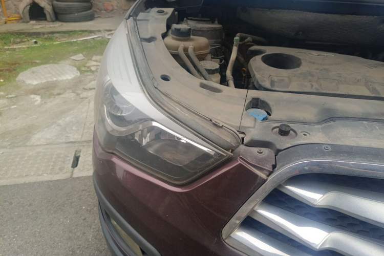 Used Haima S5 2015 1.6L Manual Comfort Model Right Front Headlight