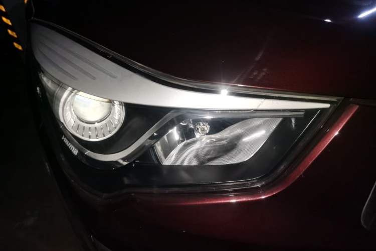 Used Haima S5 2015 1.6L Manual Comfort Model Right Front Headlight
