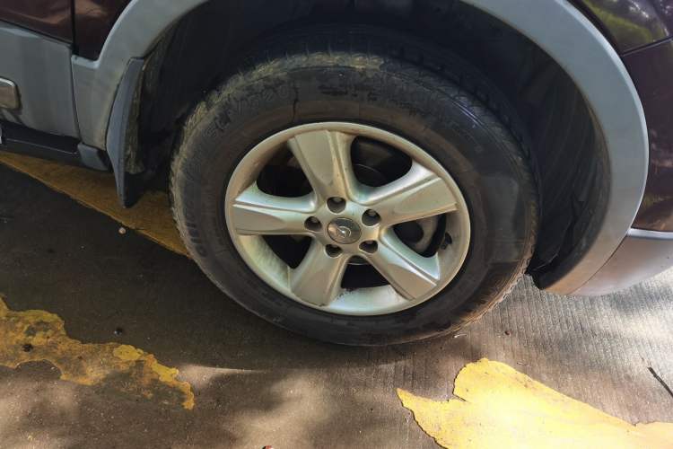 Used Haima S5 2015 1.6L Manual Comfort Model Right Front Wheel Hub