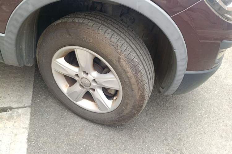 Used Haima S5 2015 1.6L Manual Comfort Model Right Front Wheel Hub