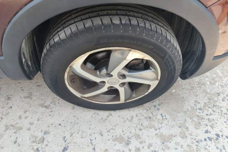 Used Haima S5 2015 1.5T CVT Flagship Model Right Front Wheel Hub