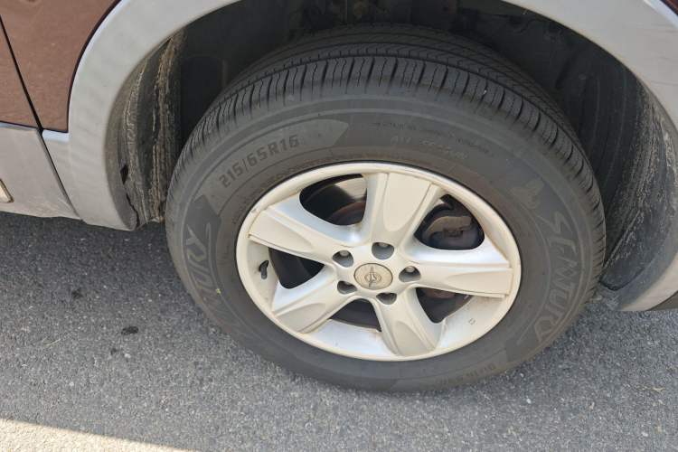Used Haima S5 2015 1.6L Manual Comfort Model Right Front Wheel Hub