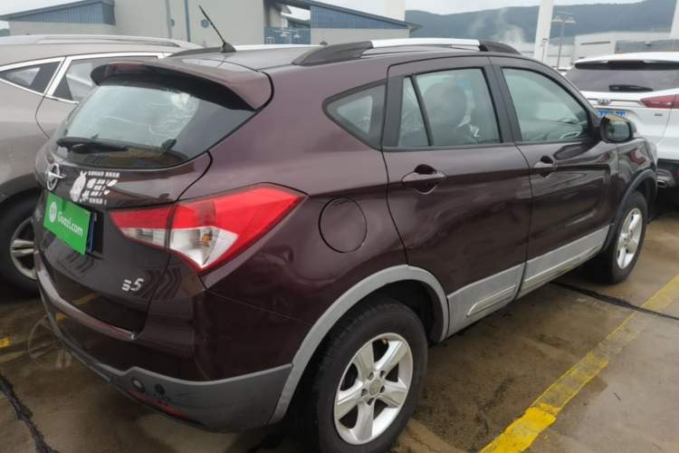 Used Haima S5 2015 1.6L Manual Luxury Model with Sunroof Right Rear Taillight