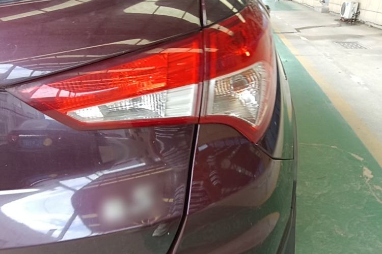 Used Haima S5 2015 1.5T CVT Flagship Model Right Rear Taillight