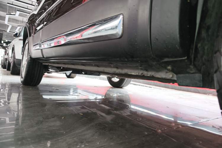 Used Haima S5 2015 1.5T CVT Luxury Sport Edition Right Side Sill