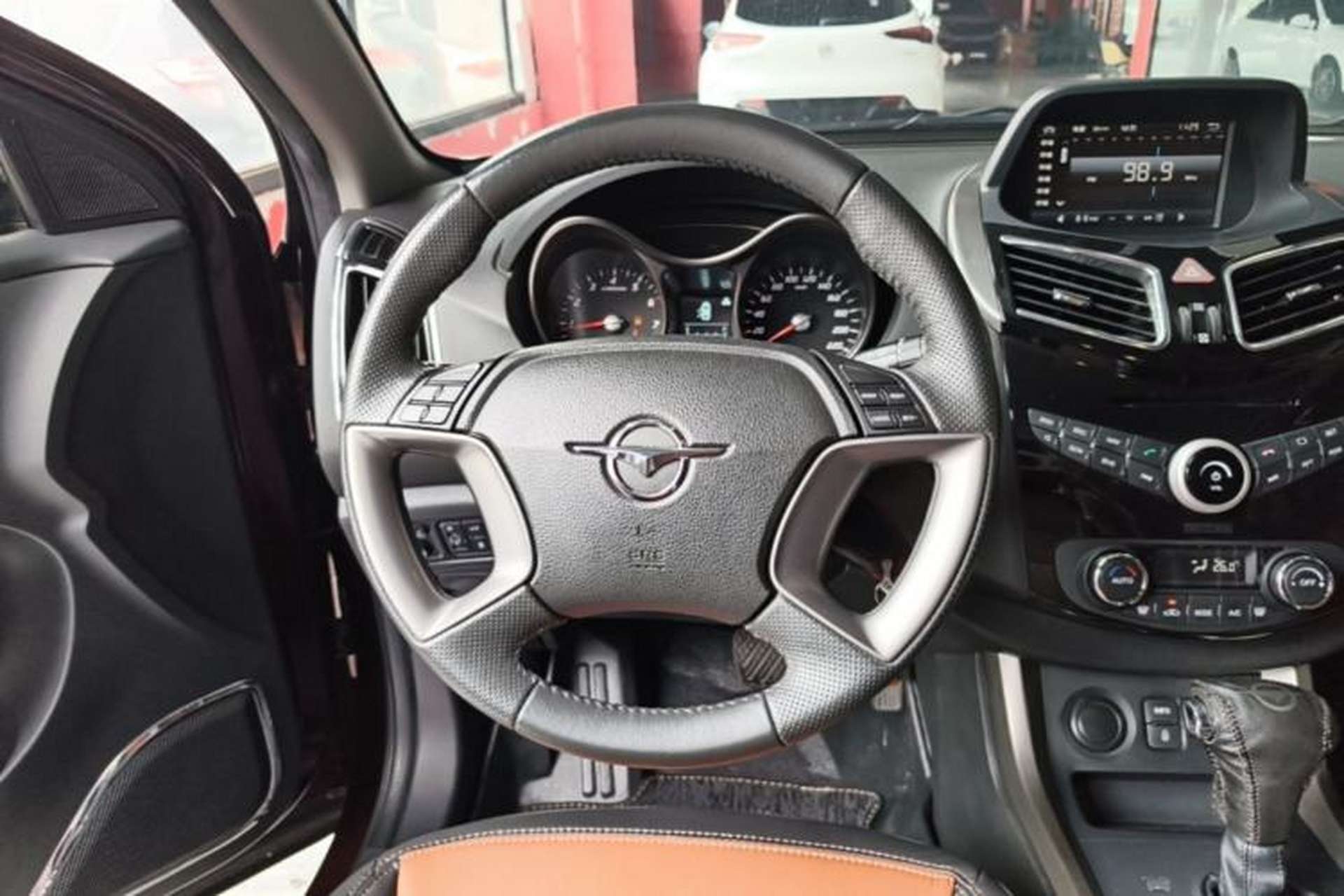 Used Haima S5 2015 1.5T CVT Luxury Sport Edition Steering Wheel