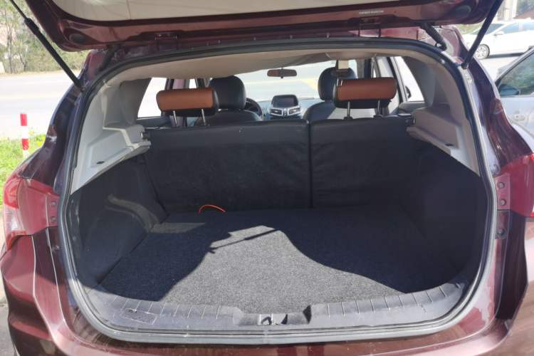 Used Haima S5 2015 1.5T CVT Flagship Model Trunk