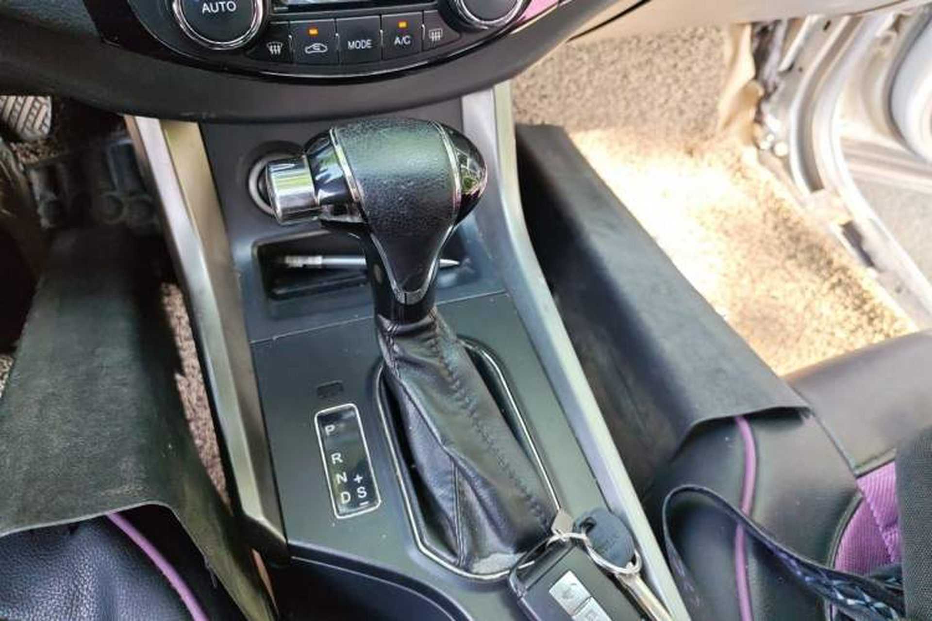 Used Haima S5 2015 1.5T CVT Flagship Model Gear Lever