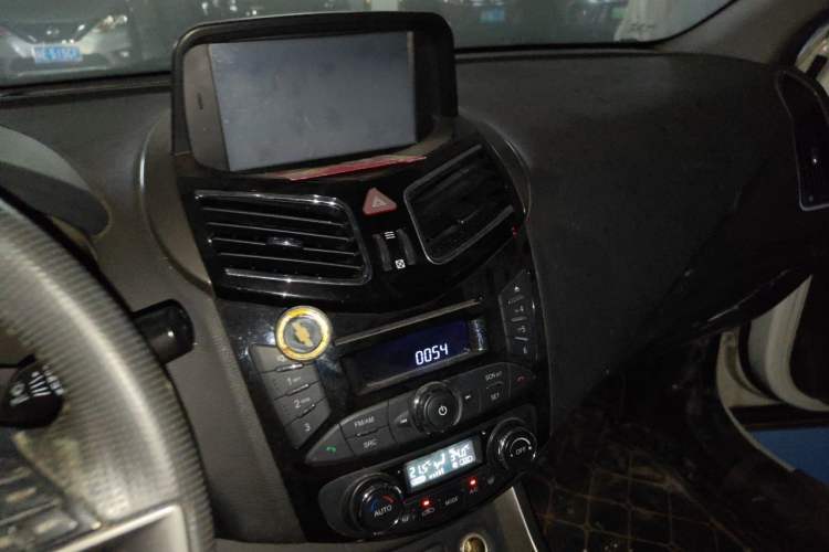 Used Haima S5 2015 1.5T CVT Luxury Model Audio And AC Panel
