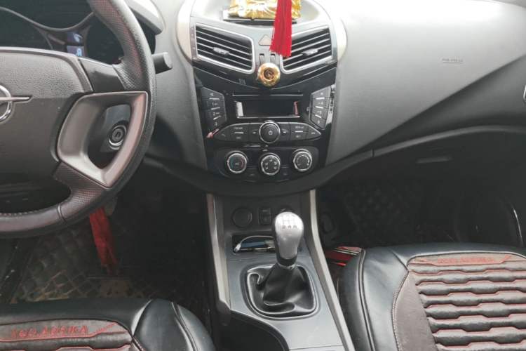 Used Haima S5 2015 1.6L Manual Luxury Model with Sunroof Audio And AC Panel