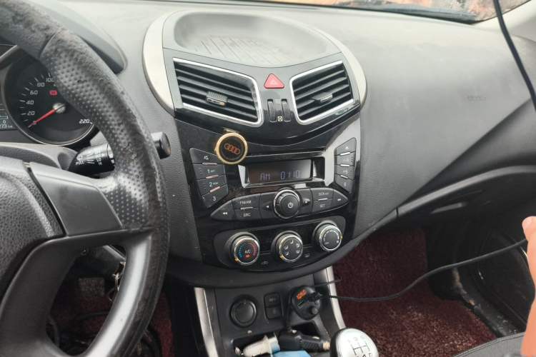 Used Haima S5 2015 1.6L Manual Comfort Model Audio And AC Panel