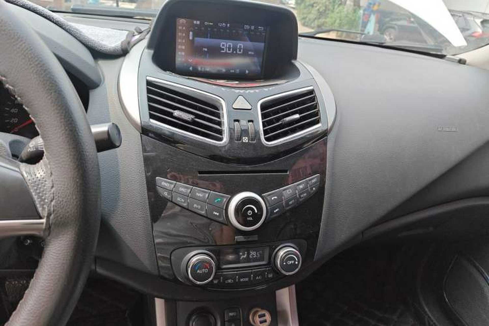 Used Haima S5 2015 1.6L Manual Smart Luxury Model Audio And AC Panel