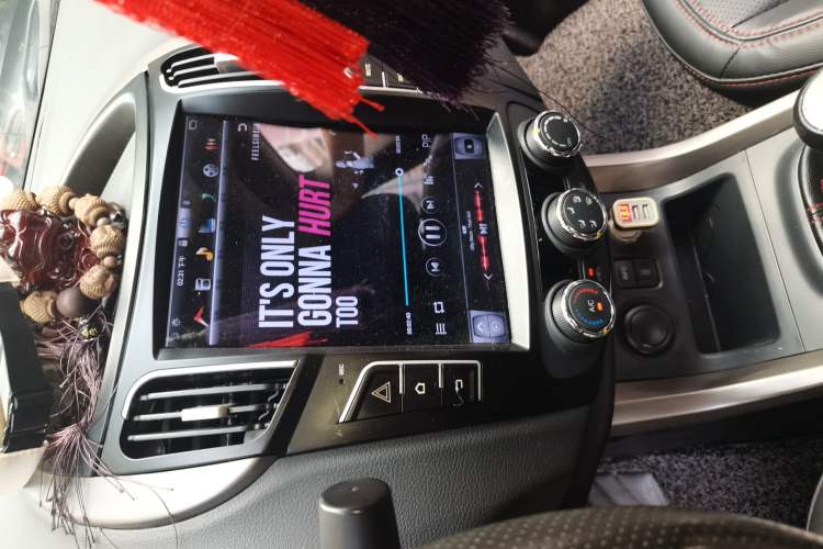 Used Haima S5 2015 1.6L Manual Luxury Model with Sunroof Audio And AC Panel