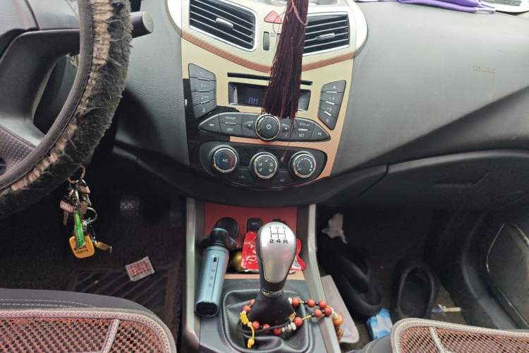 Used Haima S5 2015 1.6L Manual Comfort Model Audio And AC Panel