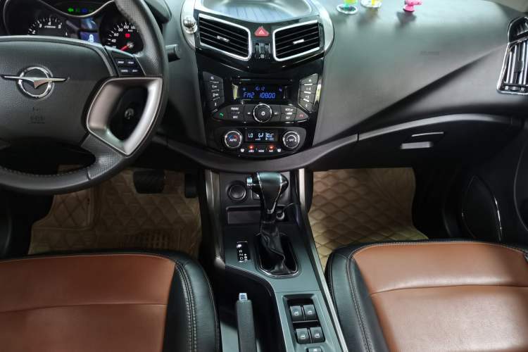 Used Haima S5 2015 1.5T CVT Luxury Model Audio And AC Panel