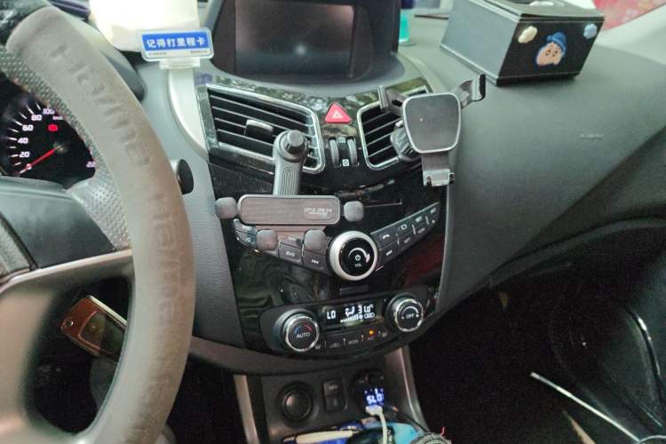 Used Haima S5 2015 1.5T Manual Smart Luxury Sport Edition Audio And AC Panel