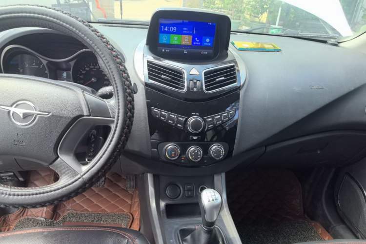 Used Haima S5 2015 1.6L Manual Luxury Model with Sunroof Audio And AC Panel