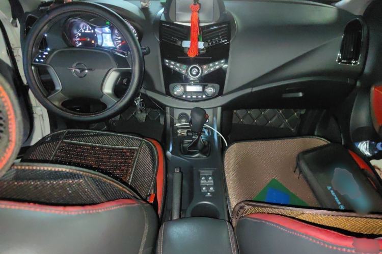 Used Haima S5 2015 1.5T Manual Smart Luxury Sport Edition Center Console