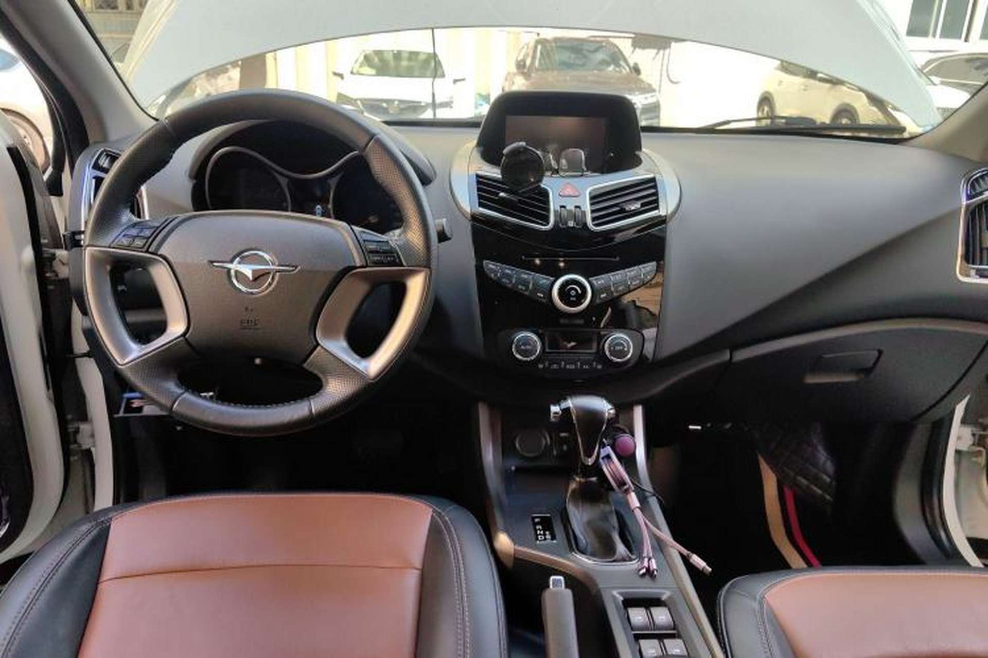 Used Haima S5 2015 1.5T CVT Flagship Model Center Console