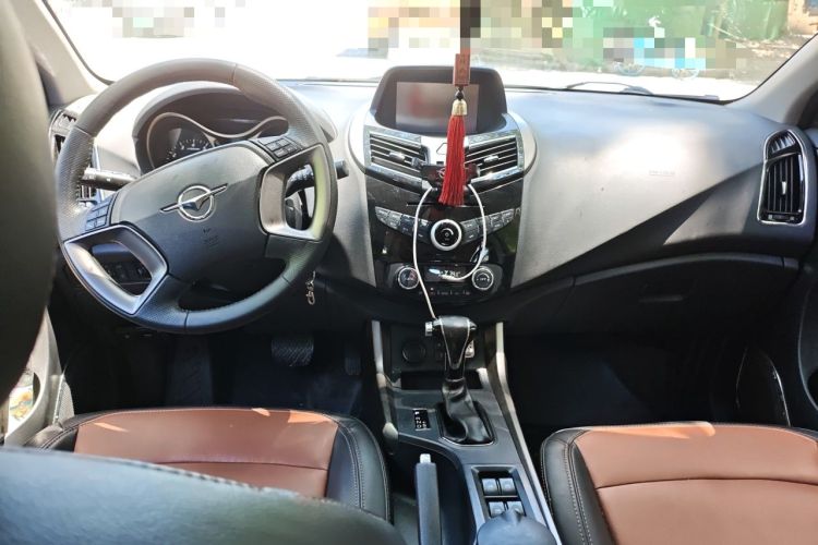 Used Haima S5 2015 1.5T CVT Luxury Sport Edition Center Console