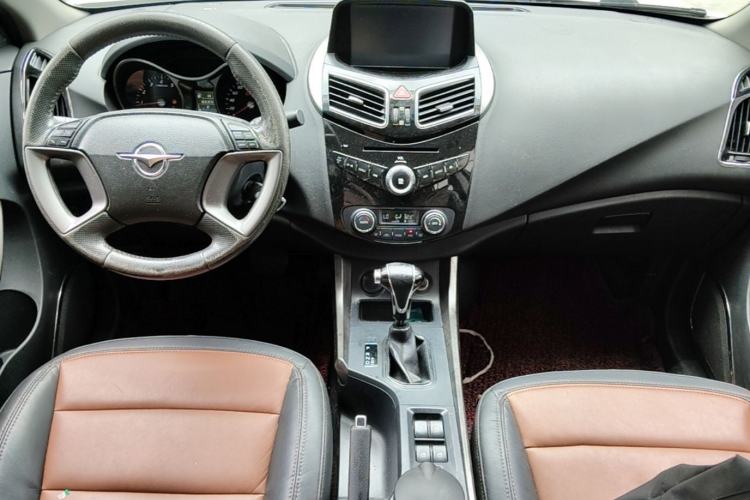 Used Haima S5 2015 1.5T CVT Luxury Model Center Console