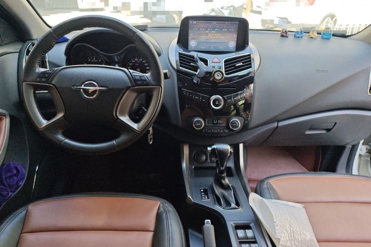 Used Haima S5 2015 1.5T CVT Luxury Model Center Console