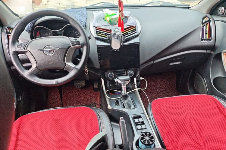 Used Haima S5 2015 1.5T CVT Luxury Model Center Console