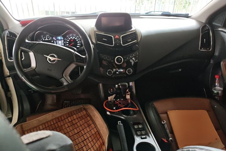 Used Haima S5 2015 1.5T CVT Flagship Model Center Console