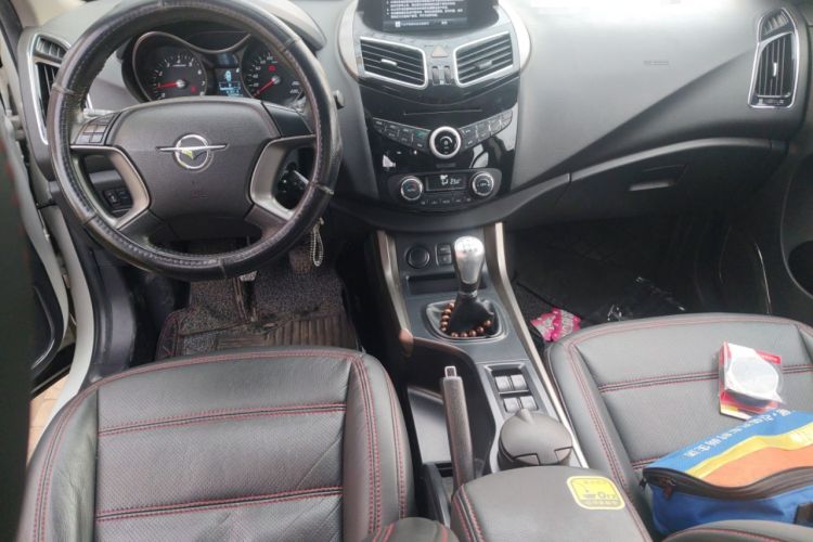 Used Haima S5 2015 1.6L Manual Smart Luxury Model Center Console