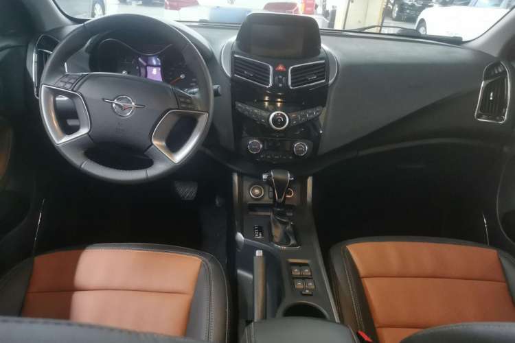 Used Haima S5 2015 1.5T CVT Flagship Model Center Console