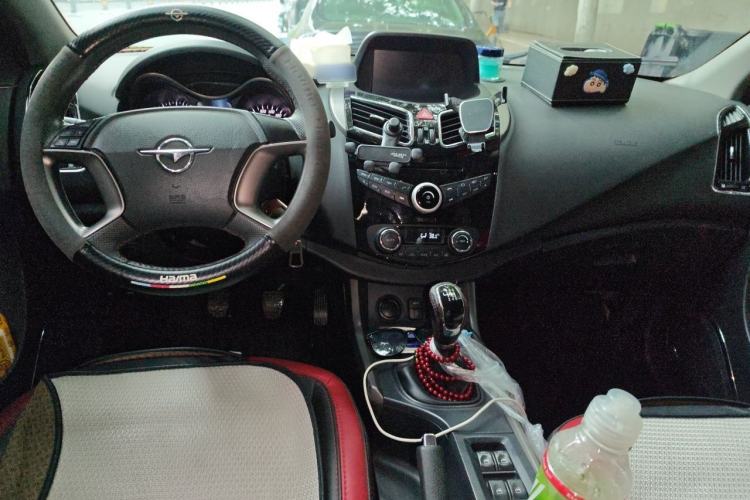 Used Haima S5 2015 1.5T Manual Smart Luxury Sport Edition Center Console