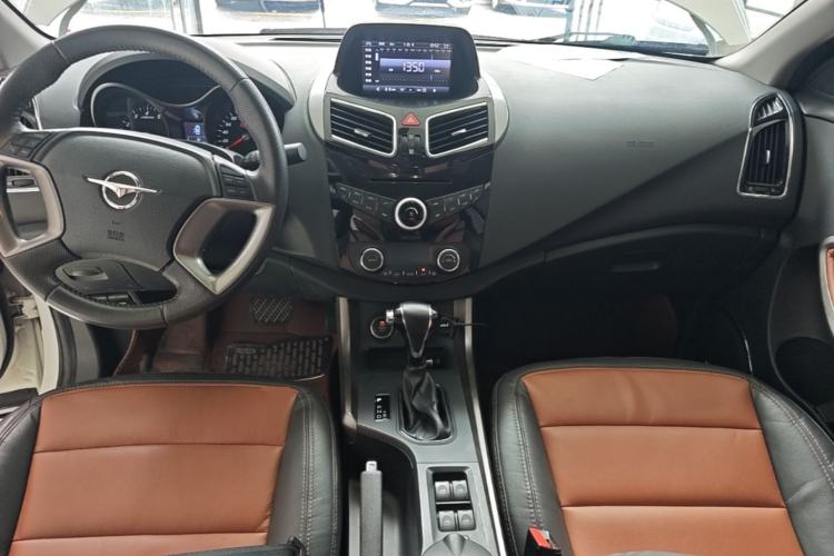 Used Haima S5 2015 1.5T CVT Flagship Model Center Console