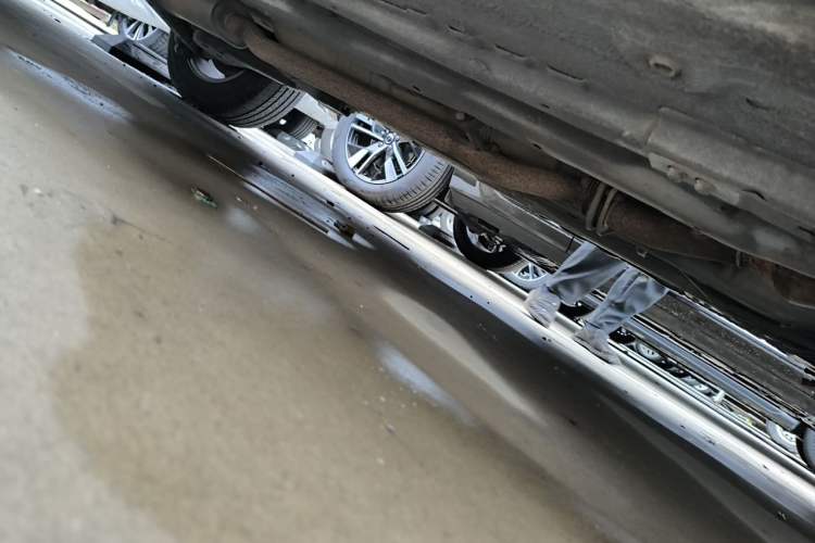 Used Haima S5 2015 1.6L Manual Comfort Model Chassis Front Right