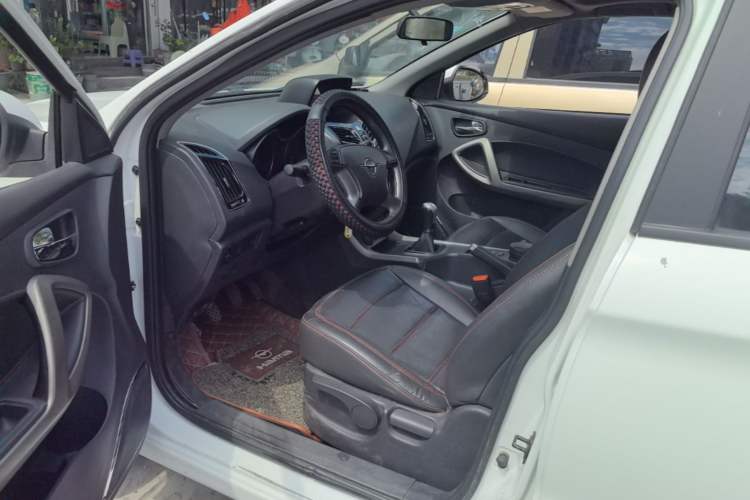 Used Haima S5 2015 1.6L Manual Luxury Model with Sunroof Driver Seat