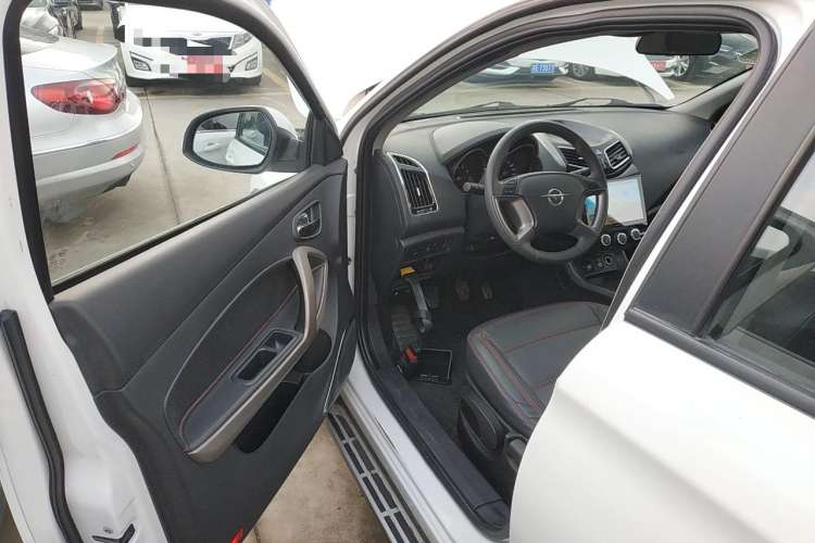 Used Haima S5 2015 1.6L Manual Luxury Model with Sunroof Driver Seat