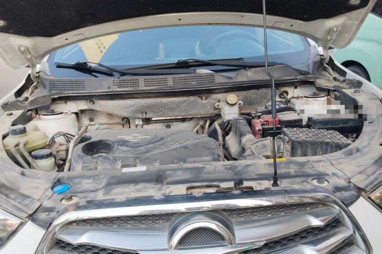 Used Haima S5 2015 1.6L Manual Comfort Model Engine Bay