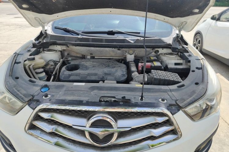Used Haima S5 2015 1.6L Manual Luxury Model with Sunroof Engine Bay