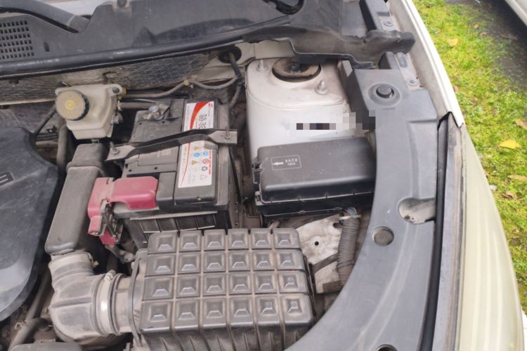 Used Haima S5 2015 1.6L Manual Luxury Model with Sunroof Engine Bay Left