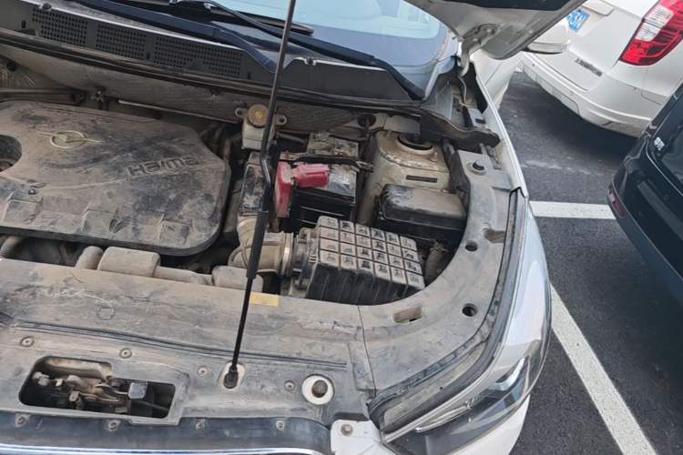 Used Haima S5 2015 1.6L Manual Comfort Model Engine Bay Left