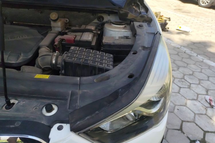 Used Haima S5 2015 1.6L Manual Comfort Model Engine Bay Left