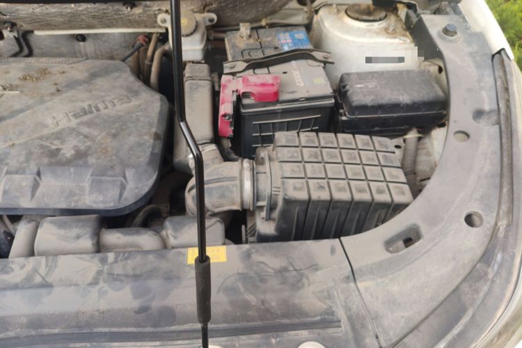 Used Haima S5 2015 1.6L Manual Smart Luxury Model Engine Bay Left